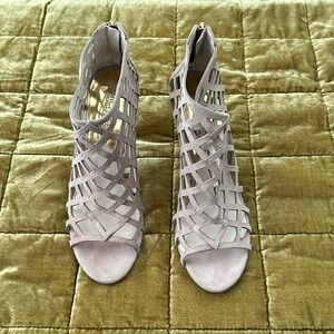 Michael Kors Yvonne Bootie Khaki Suede new